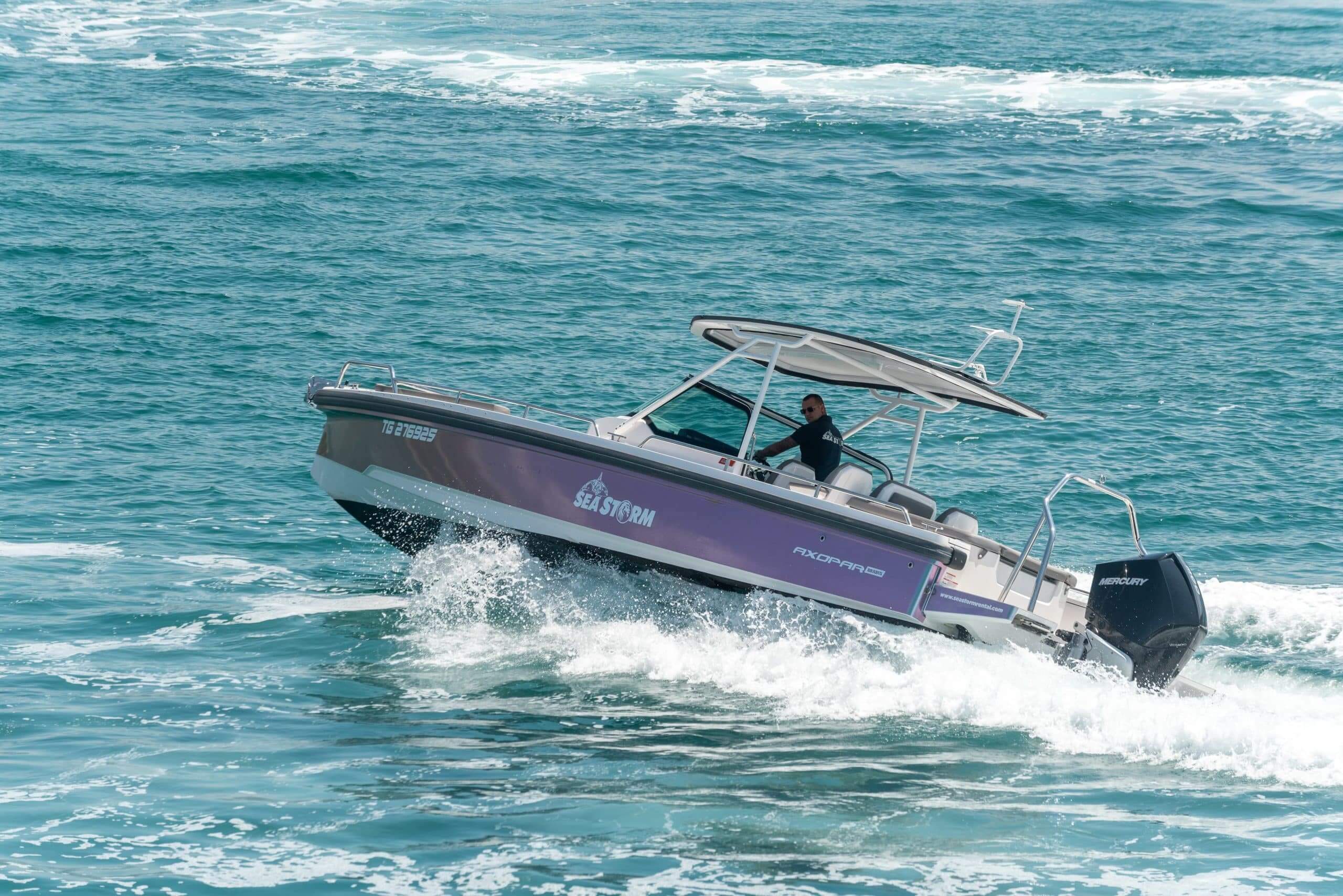 Axopar 28 open