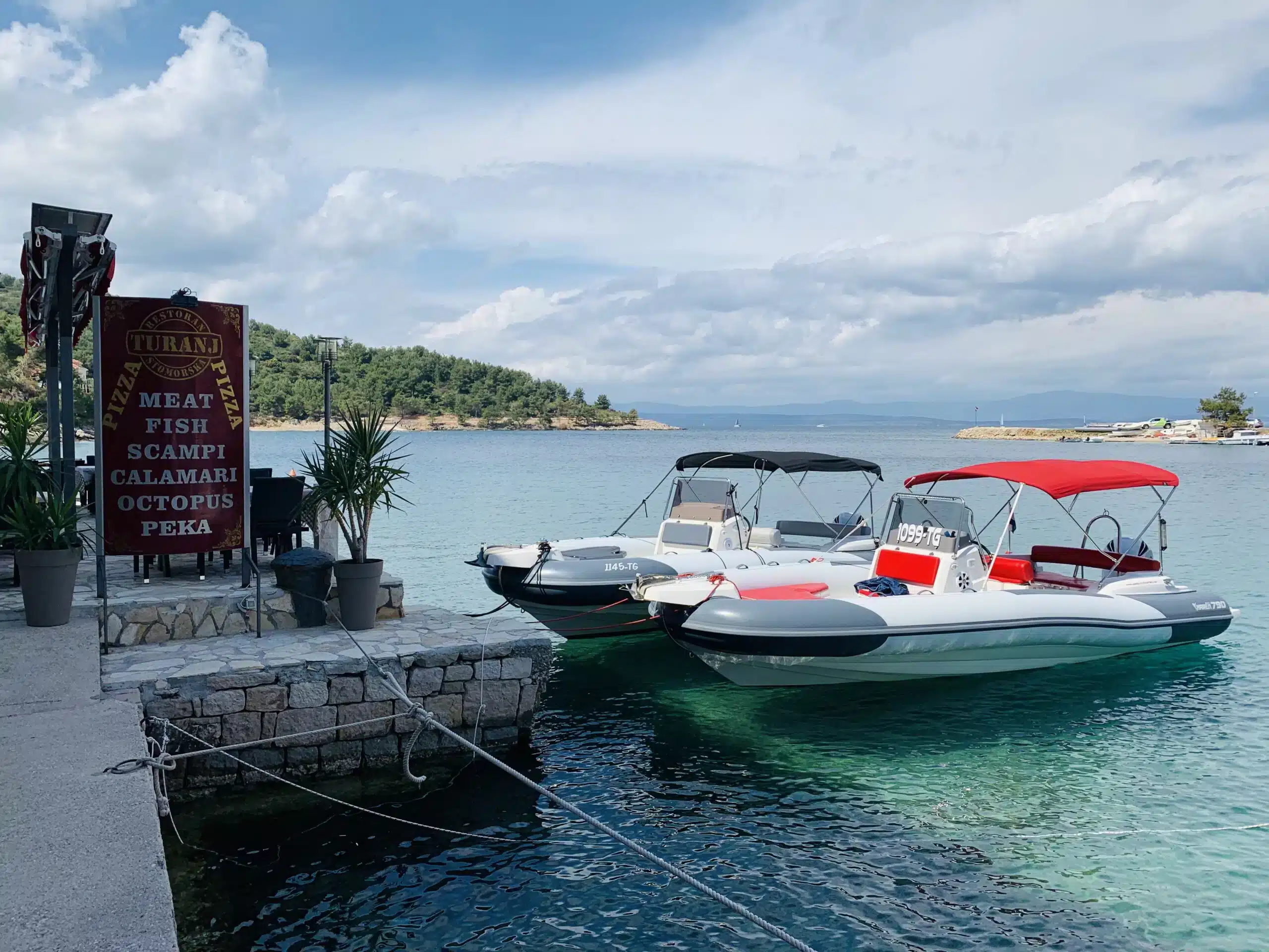 Speedboat Transfer Split APT – Nečujam, Šolta