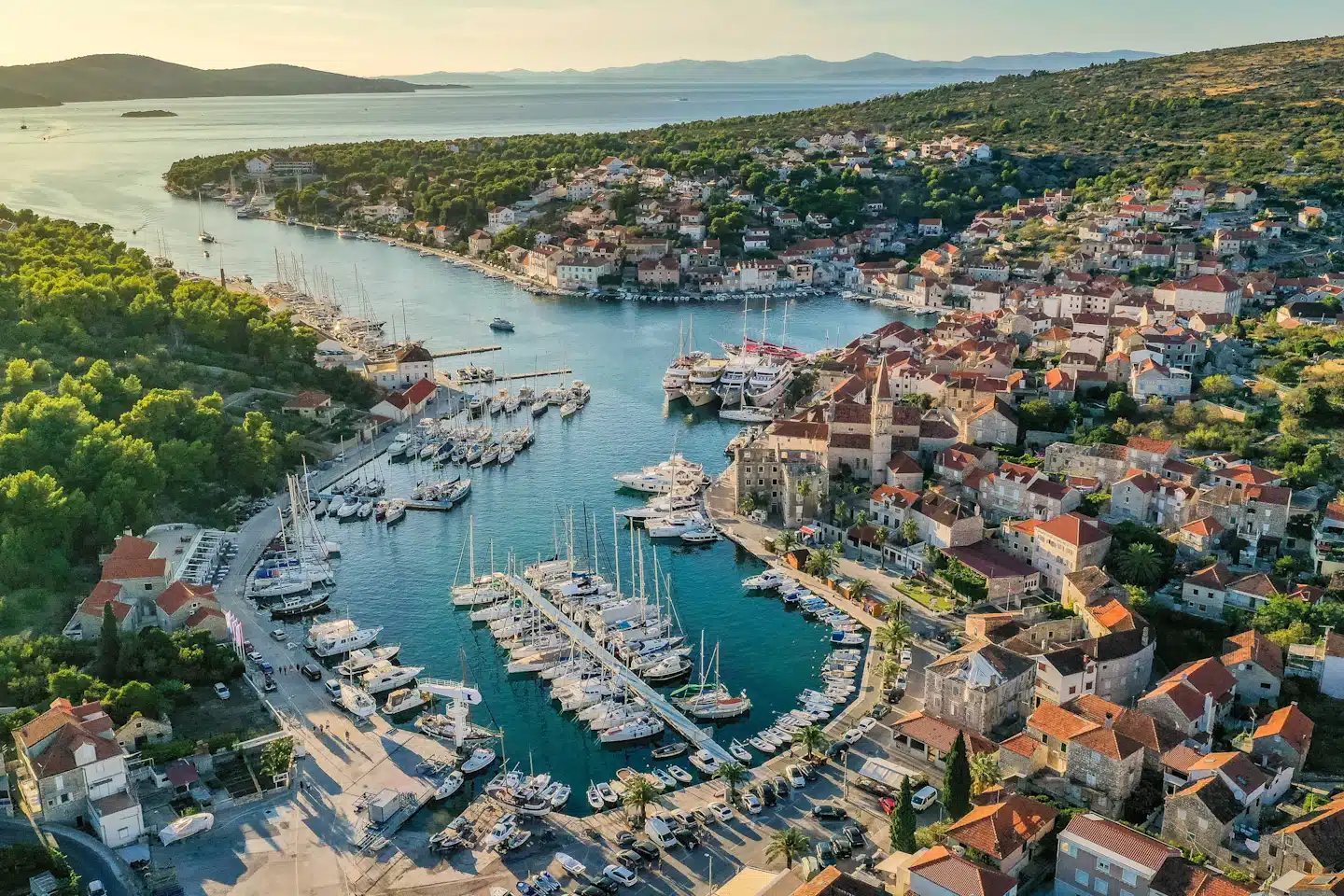 Speedboat Transfer Split APT – Milna, Brač